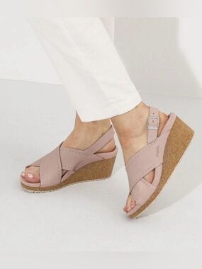 Papillio Birkenstock Samira Rivet Rose Platform Wedge Sandals - Size 39 US 8.5